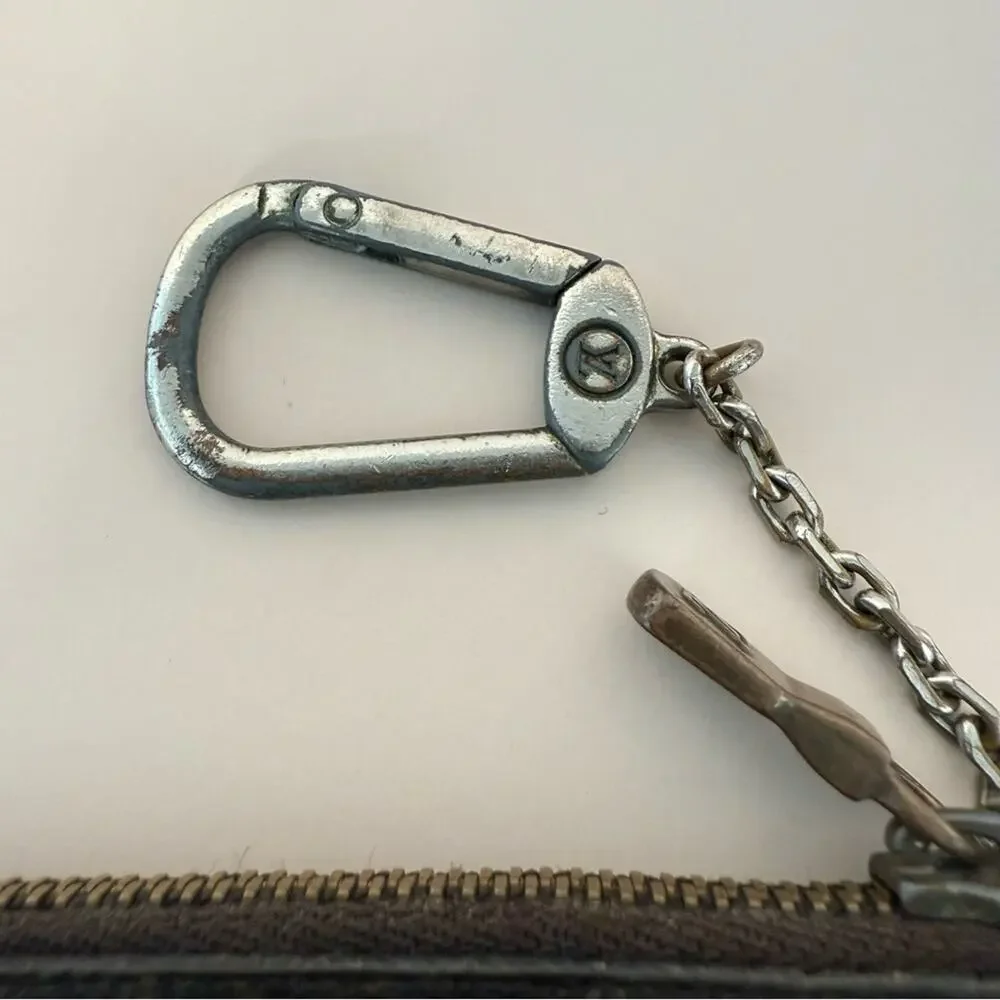 Louis Vuitton vintage small key holder Authentic - Picture 2 of 7